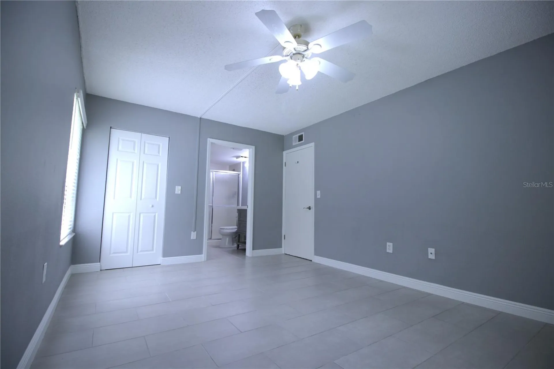 3232 Lake Pine Way E Tarpon Springs FL 34688