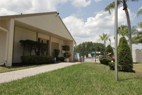 3232 Lake Pine Way E Tarpon Springs FL 34688