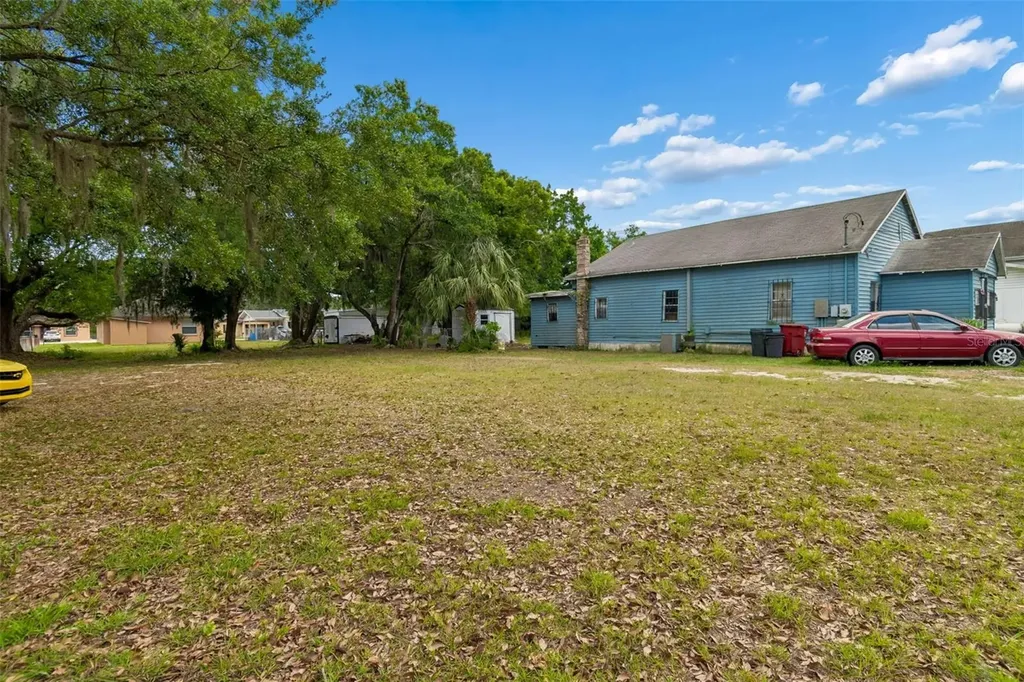 104 S Warnell Street Plant City FL 33563