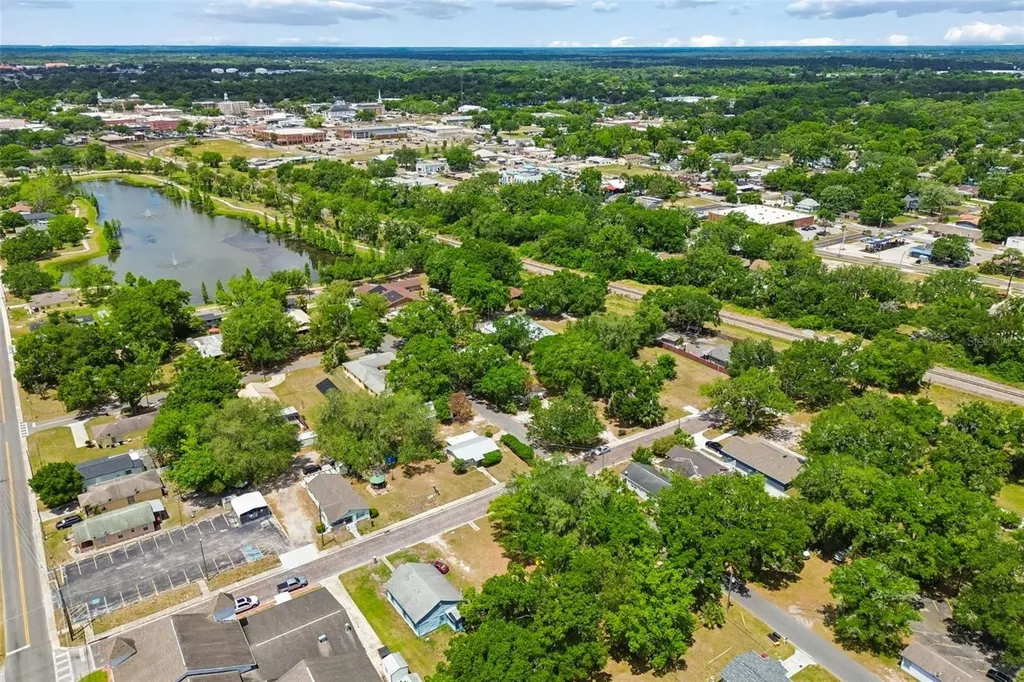 104 S Warnell Street Plant City FL 33563
