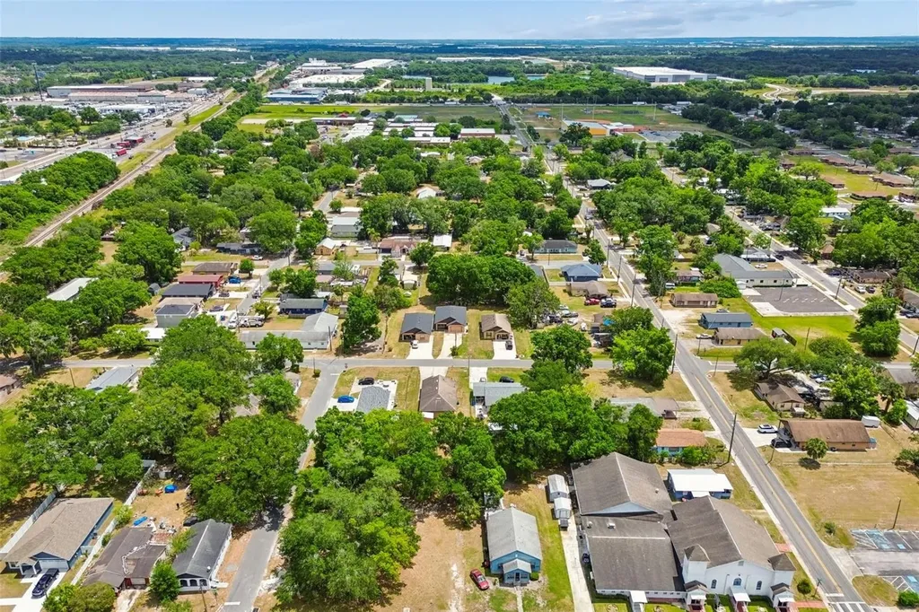 104 S Warnell Street Plant City FL 33563