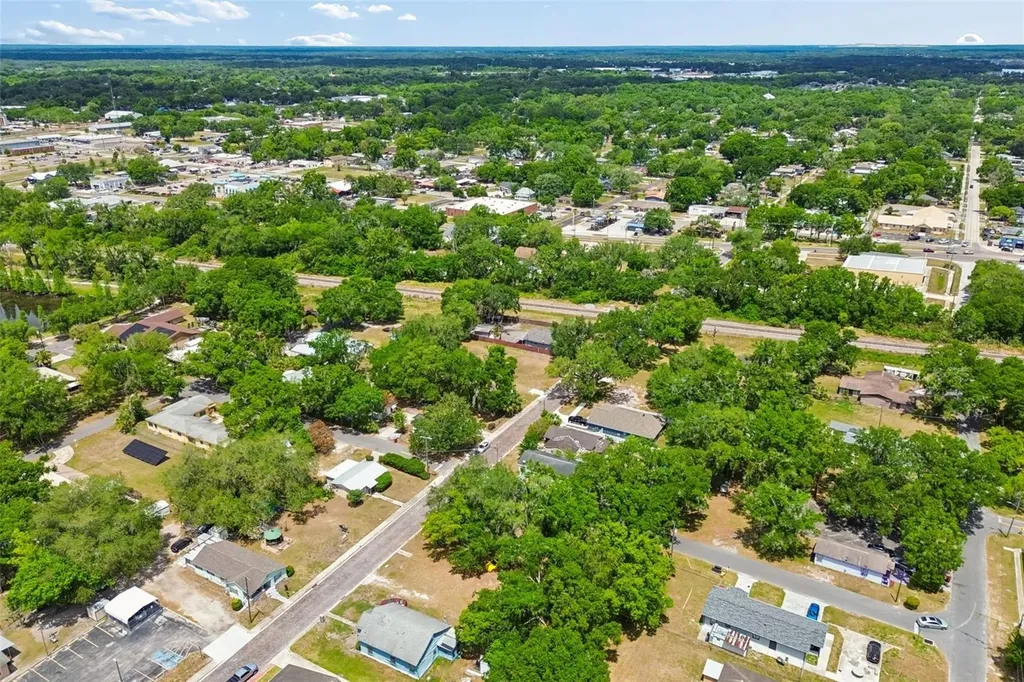 104 S Warnell Street Plant City FL 33563