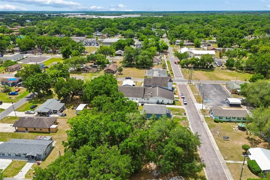 104 S Warnell Street Plant City FL 33563