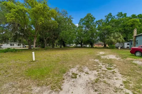 104 S Warnell Street Plant City FL 33563