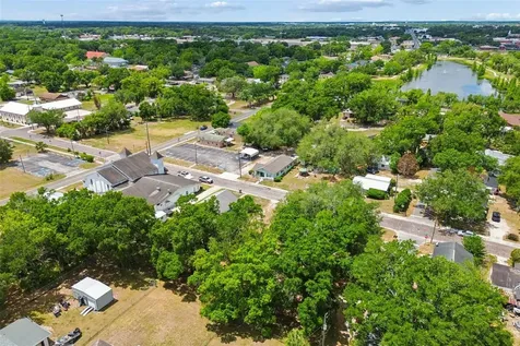 104 S Warnell Street Plant City FL 33563