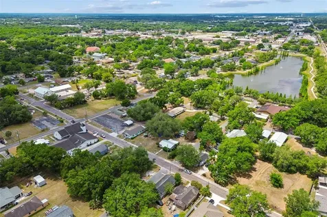 104 S Warnell Street Plant City FL 33563