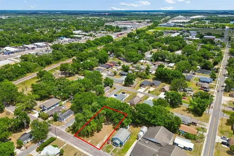 104 S Warnell Street Plant City FL 33563