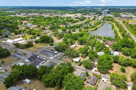 104 S Warnell Street Plant City FL 33563