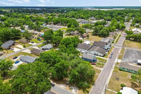 104 S Warnell Street Plant City FL 33563