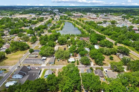 104 S Warnell Street Plant City FL 33563