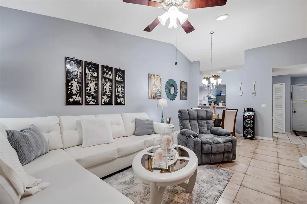 2818 Shannon Oak Court St Cloud FL 34769