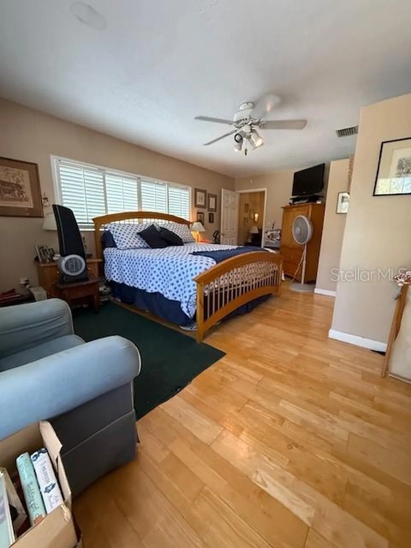 1700 Country Club Road N St Petersburg FL 33710