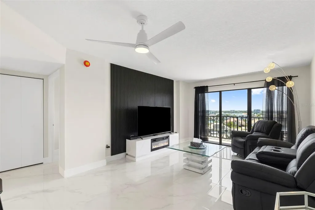51 Island Way Clearwater Beach FL 33767