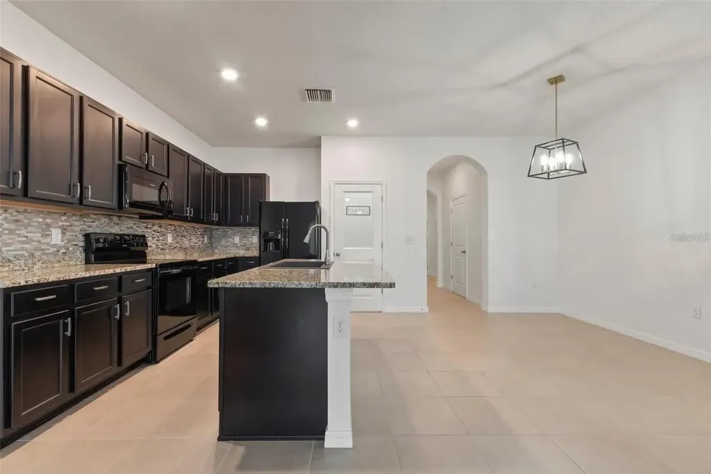 2879 Suncoast Blend Drive Odessa FL 33556