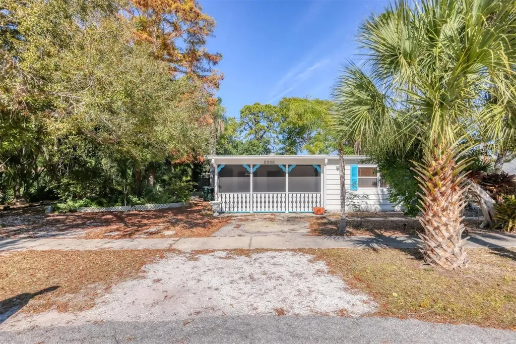 2551 Wilkinson Road Sarasota FL 34231