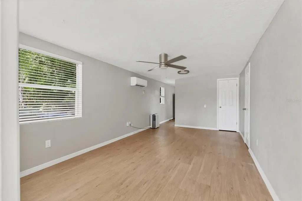 2551 Wilkinson Road Sarasota FL 34231