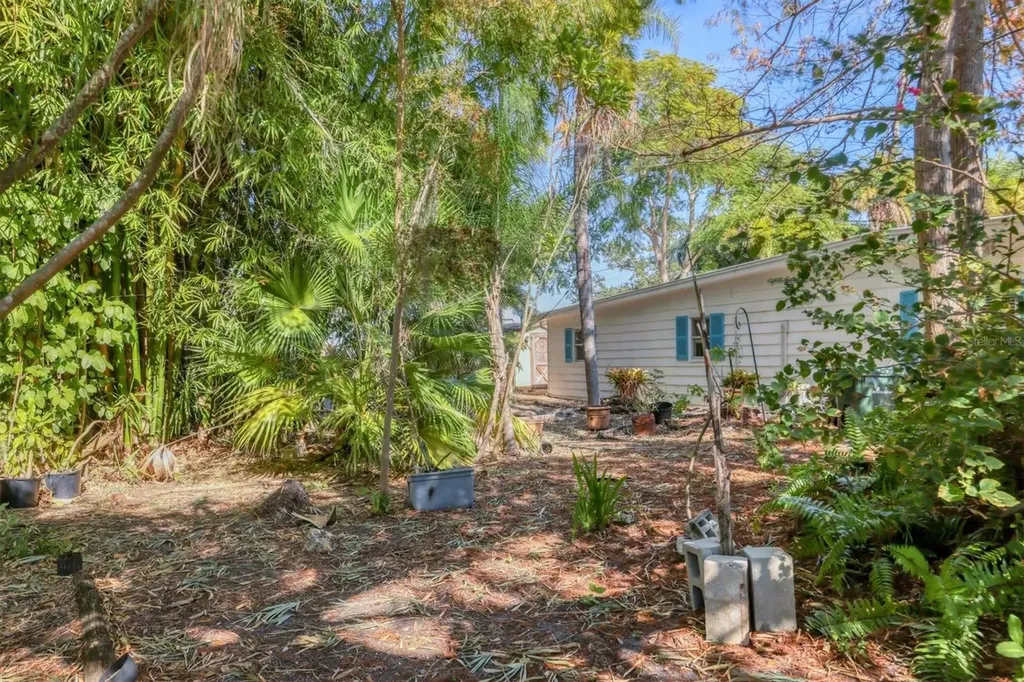 2551 Wilkinson Road Sarasota FL 34231