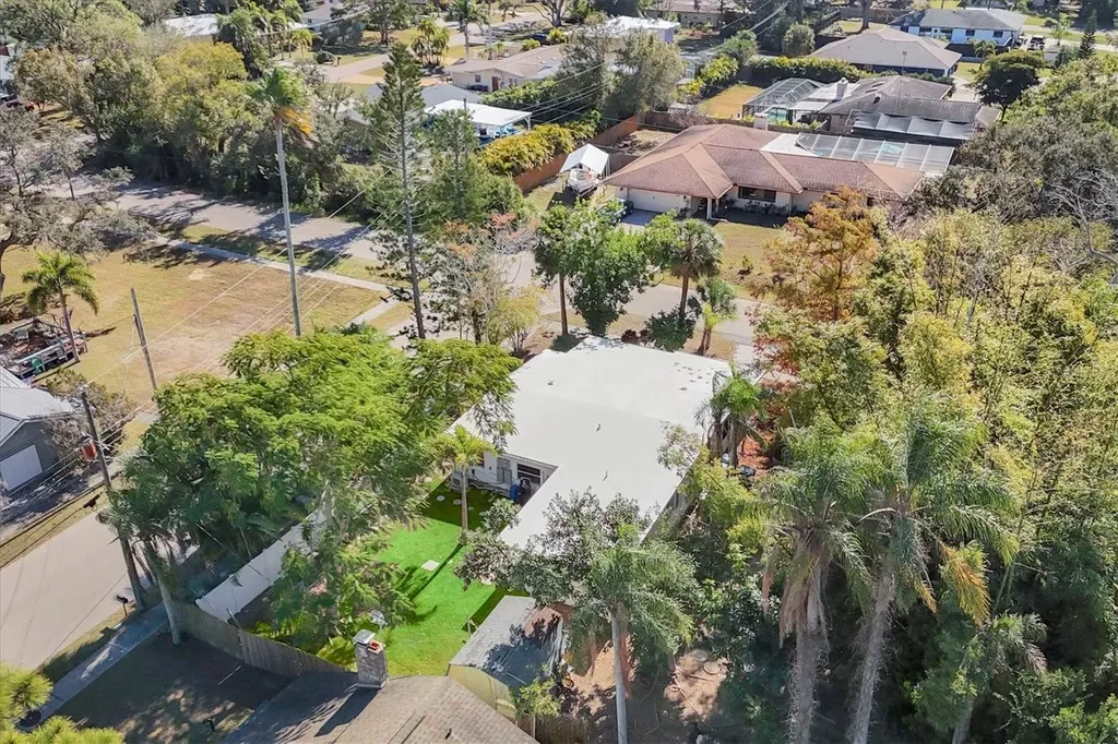 2551 Wilkinson Road Sarasota FL 34231