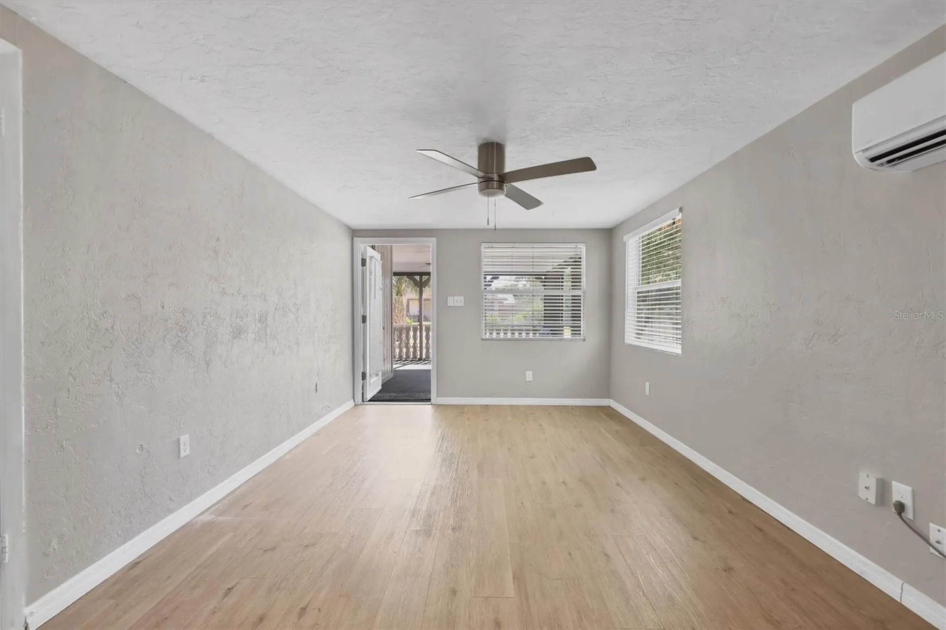 2551 Wilkinson Road Sarasota FL 34231