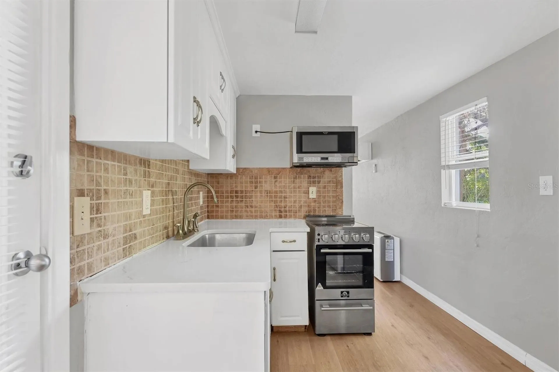 2551 Wilkinson Road Sarasota FL 34231