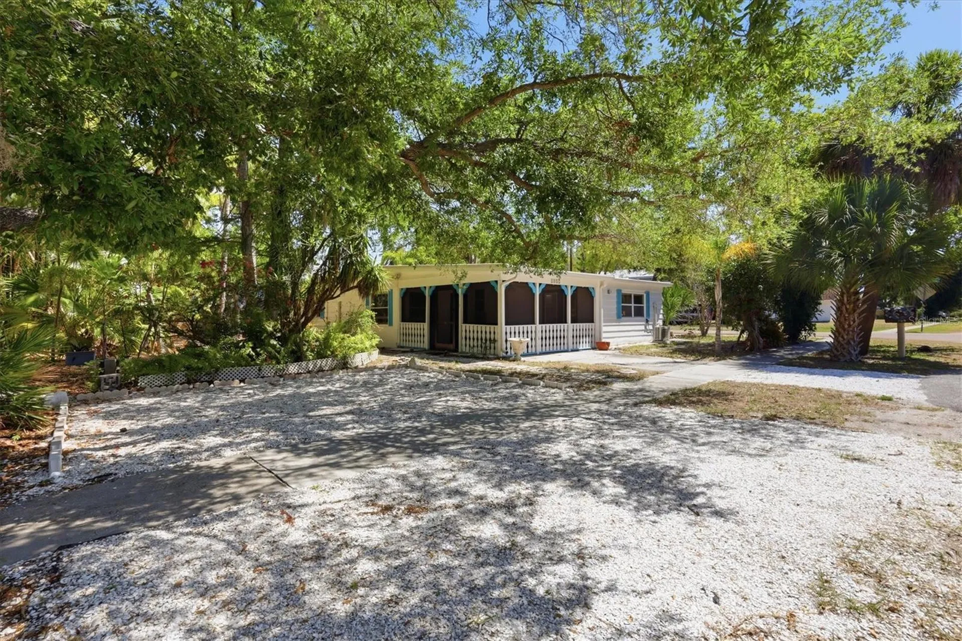 2551 Wilkinson Road Sarasota FL 34231