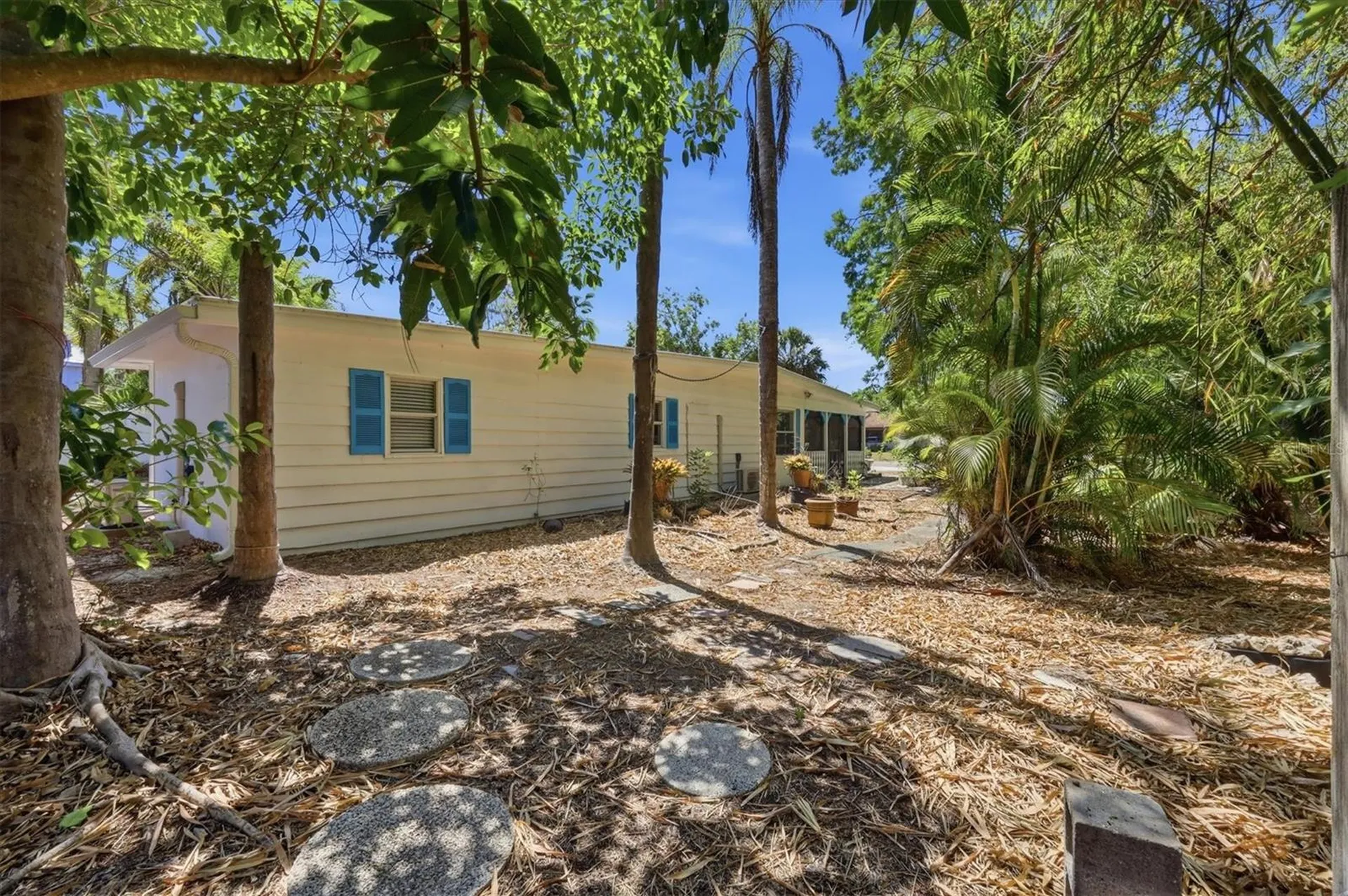 2551 Wilkinson Road Sarasota FL 34231