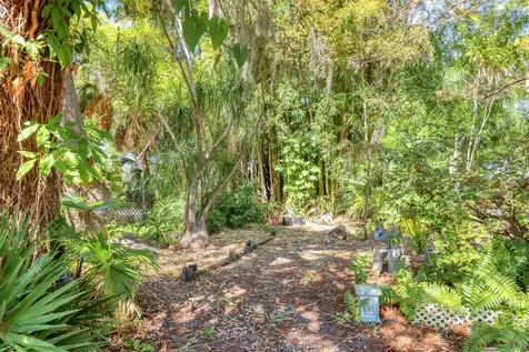 2551 Wilkinson Road Sarasota FL 34231