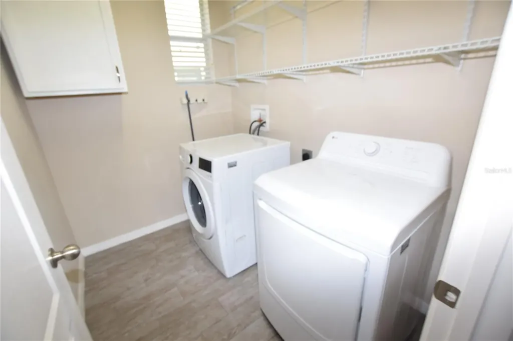 1570 Scarlet Oak Loop Winter Garden FL 34787