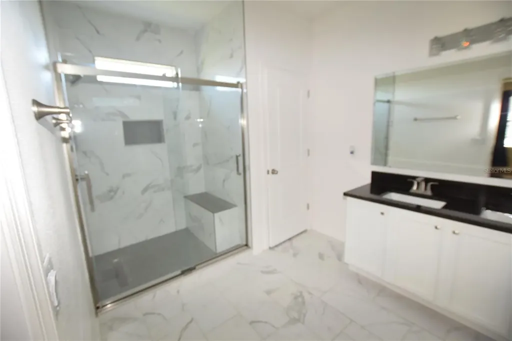 1570 Scarlet Oak Loop Winter Garden FL 34787