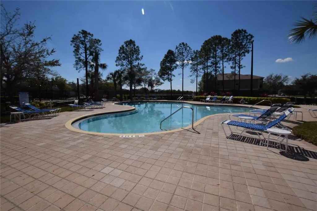 1570 Scarlet Oak Loop Winter Garden FL 34787