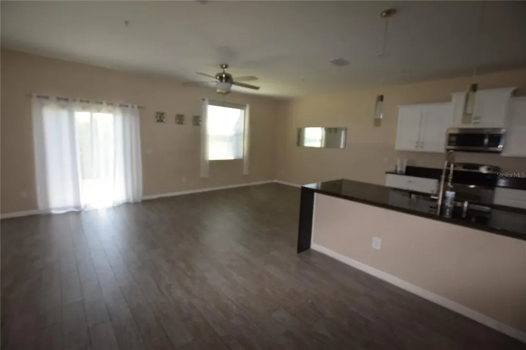 1570 Scarlet Oak Loop Winter Garden FL 34787