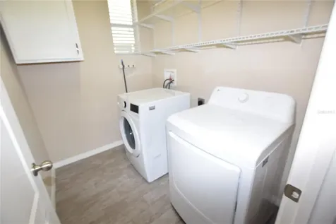 1570 Scarlet Oak Loop Winter Garden FL 34787