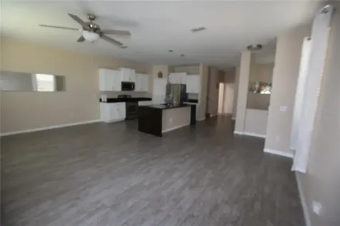 1570 Scarlet Oak Loop Winter Garden FL 34787
