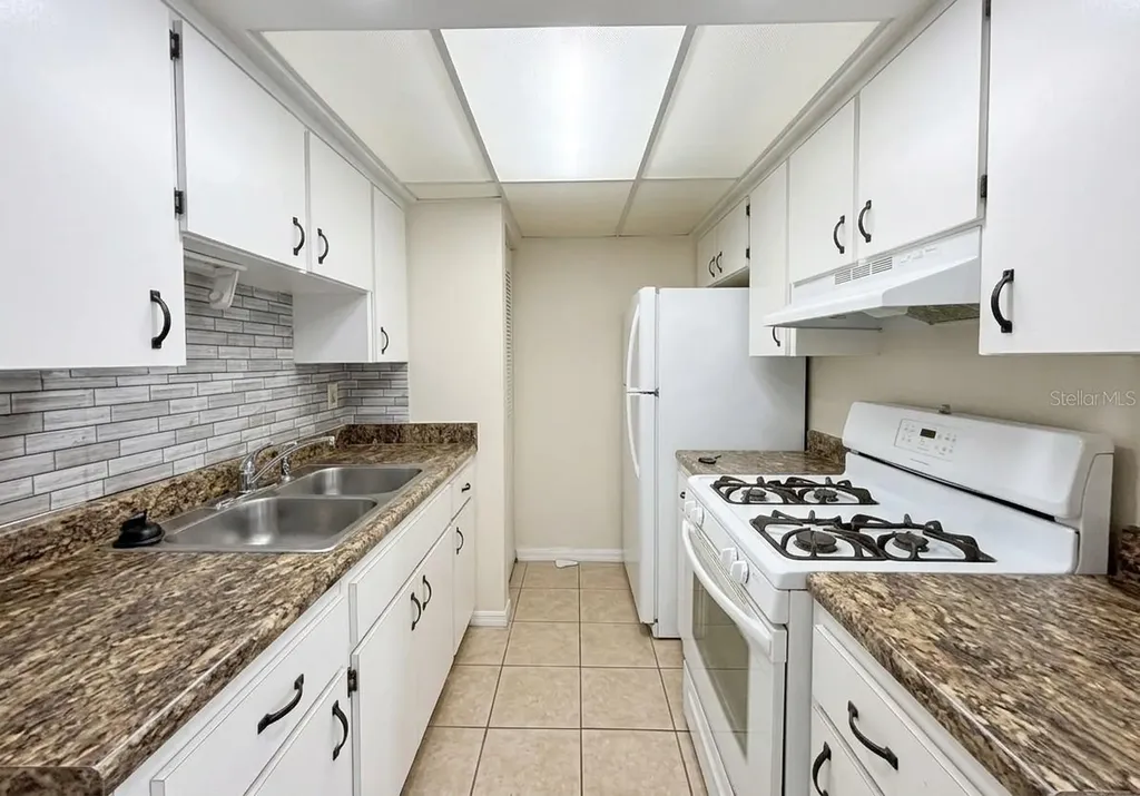 1103 Cypress Gardens Boulevard Winter Haven FL 33884