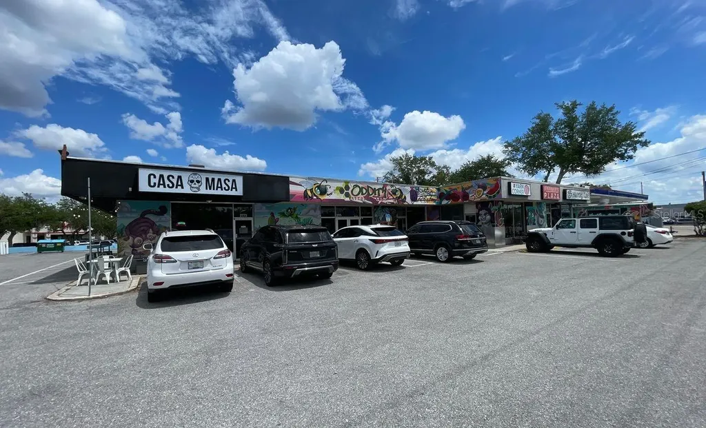 2781 Bee Ridge Road Sarasota FL 34239