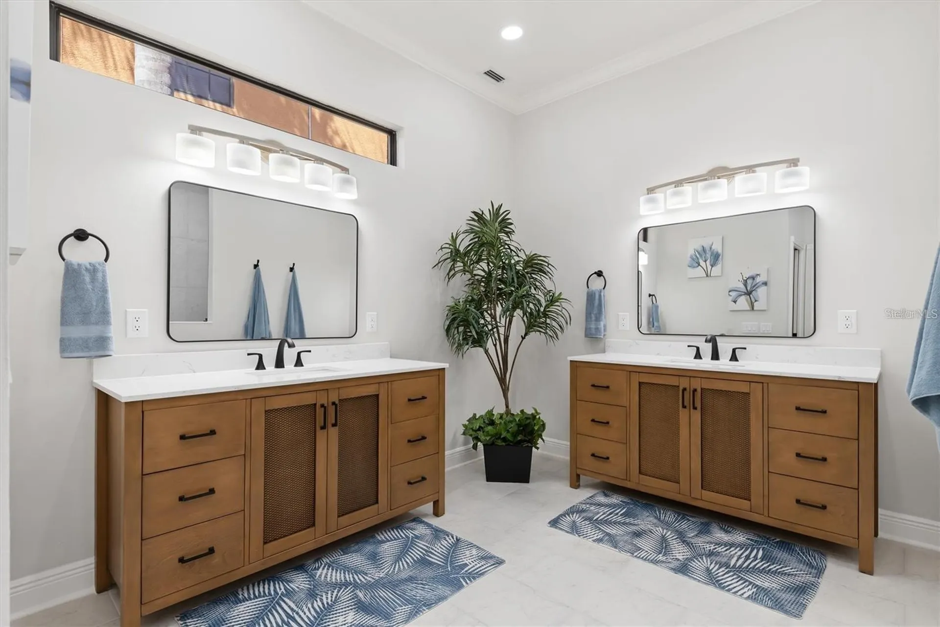 5142 Cote Du Rhone Way Sarasota FL 34238