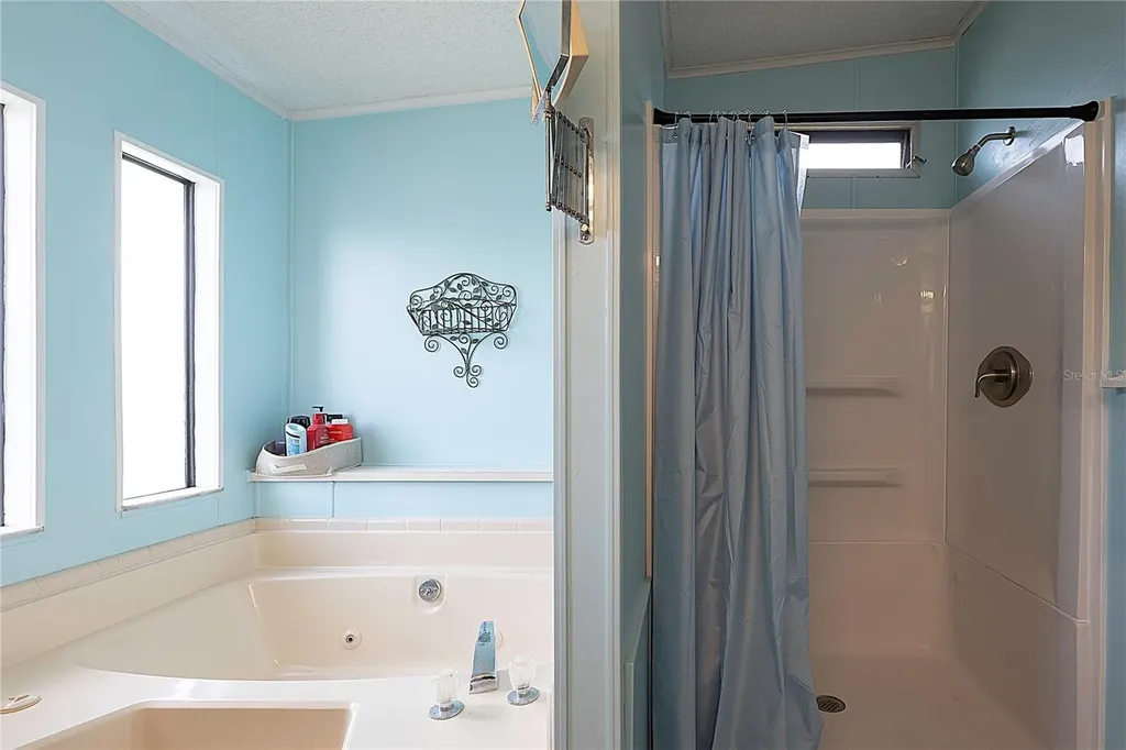 24927 Pine Hill Leesburg FL 34748