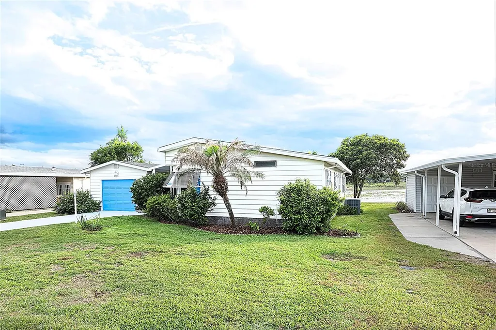 24927 Pine Hill Leesburg FL 34748