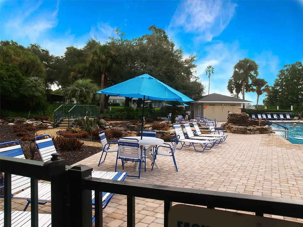 24927 Pine Hill Leesburg FL 34748