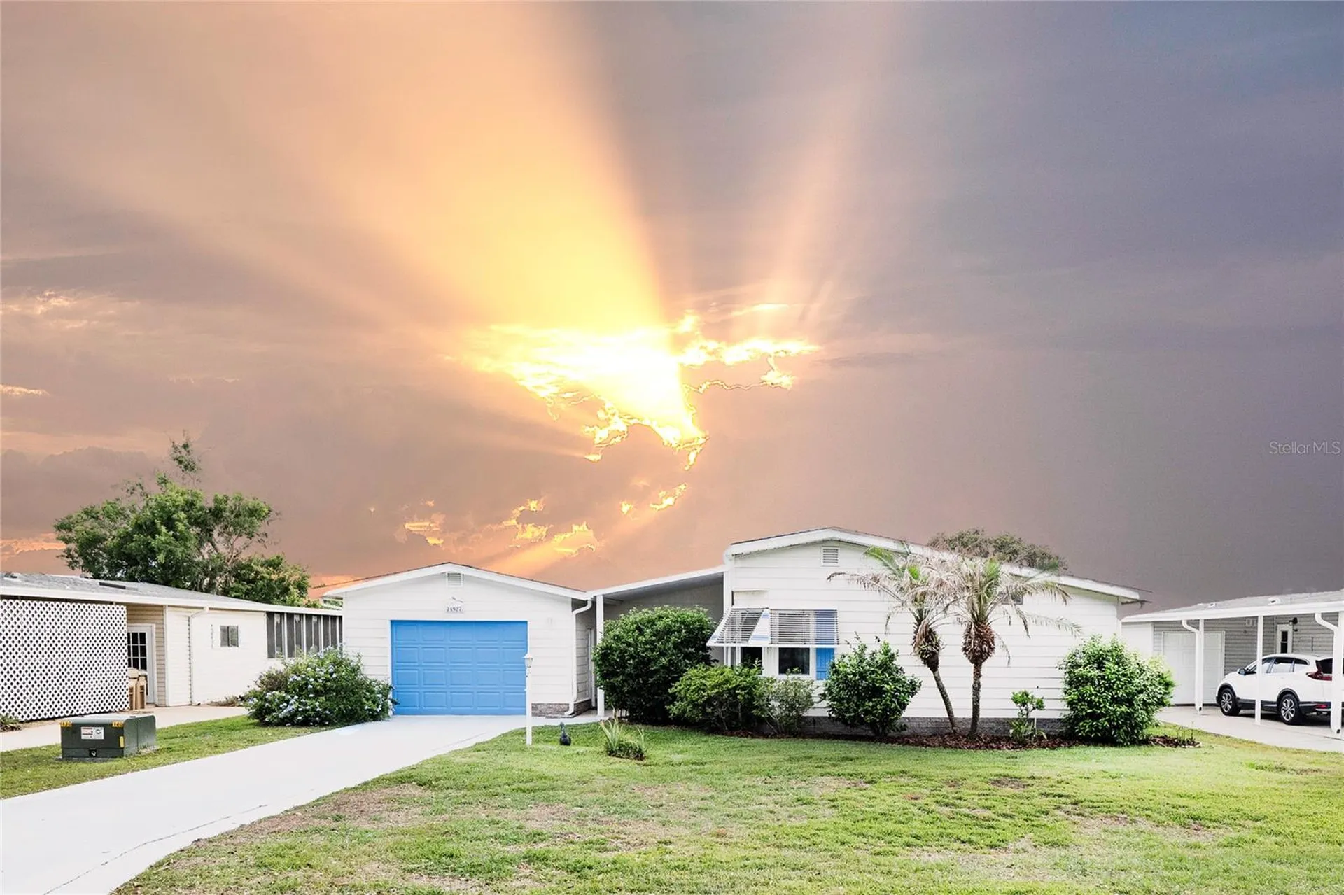 24927 Pine Hill Leesburg FL 34748