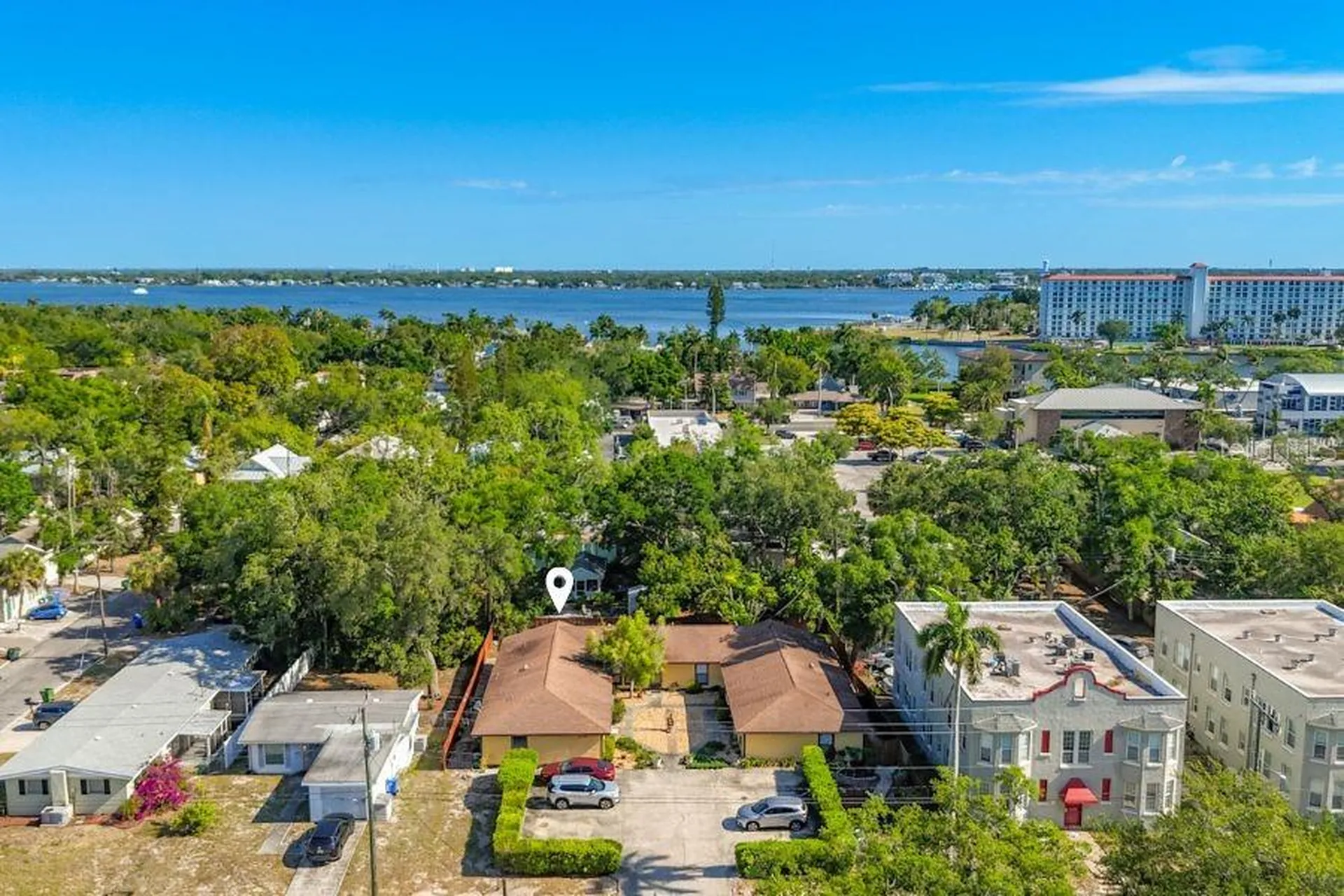 2006 7th Avenue W Bradenton FL 34205