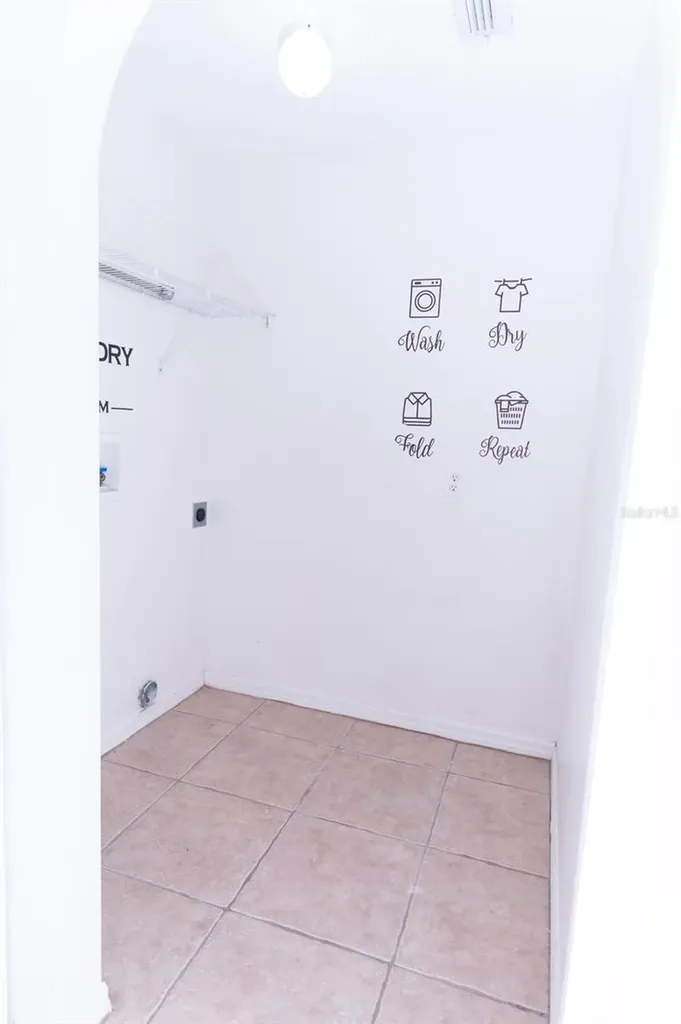 2470 Augusta Way Kissimmee FL 34746