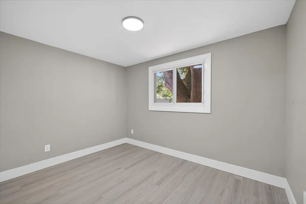 4005 E Henry Avenue Tampa FL 33610
