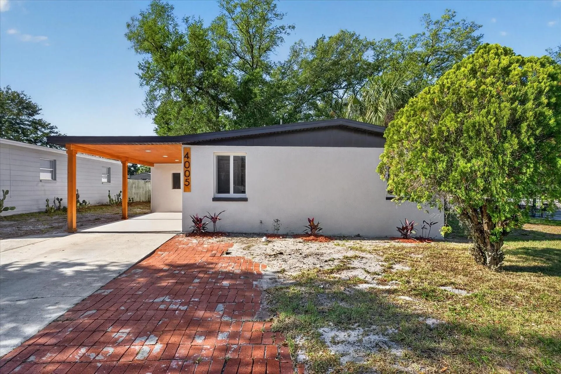4005 E Henry Avenue Tampa FL 33610