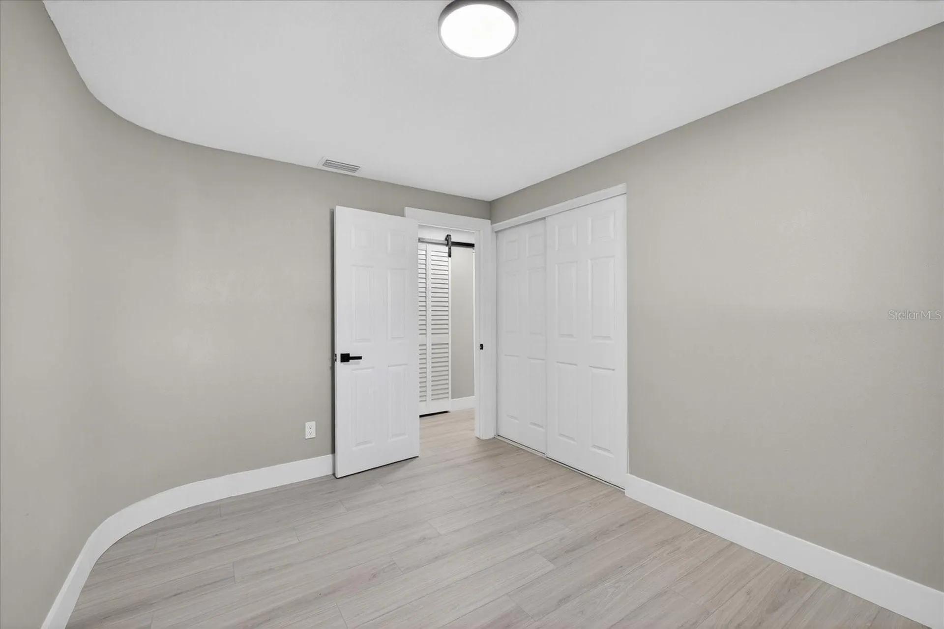 4005 E Henry Avenue Tampa FL 33610
