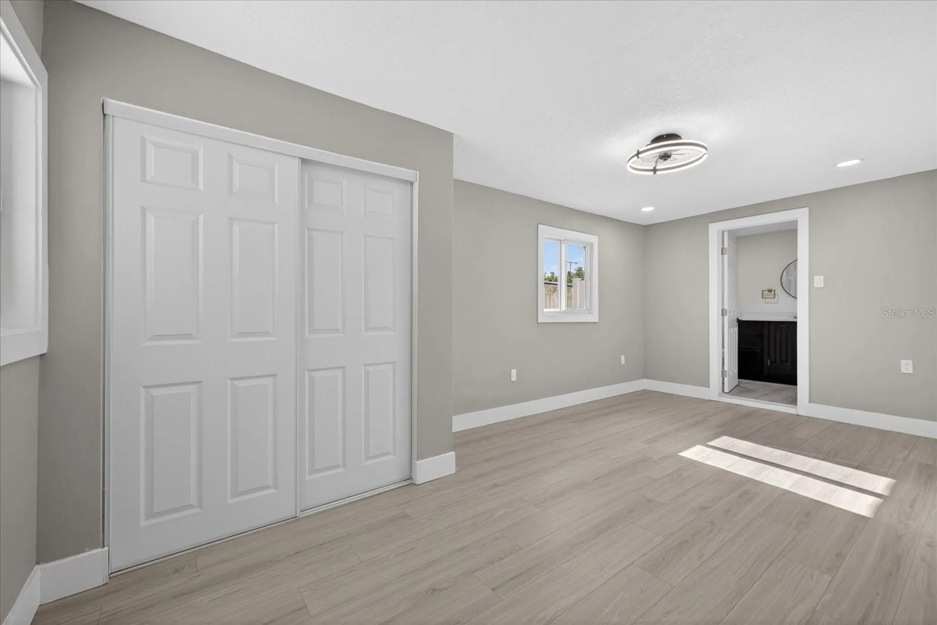 4005 E Henry Avenue Tampa FL 33610