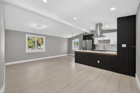 4005 E Henry Avenue Tampa FL 33610