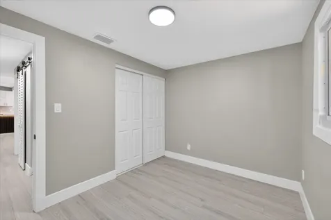 4005 E Henry Avenue Tampa FL 33610
