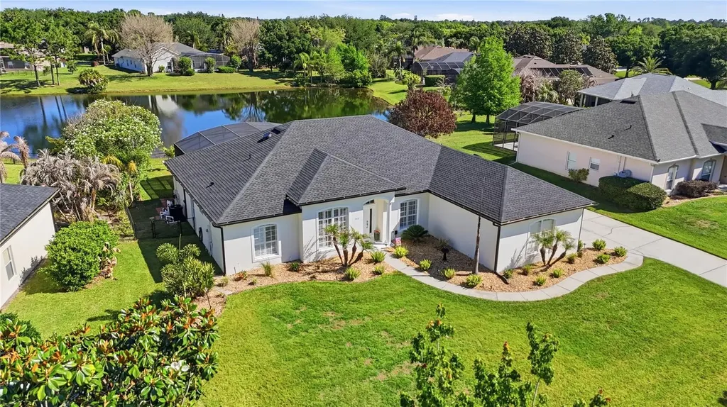 1910 Sir Lancelot Circle St Cloud FL 34772