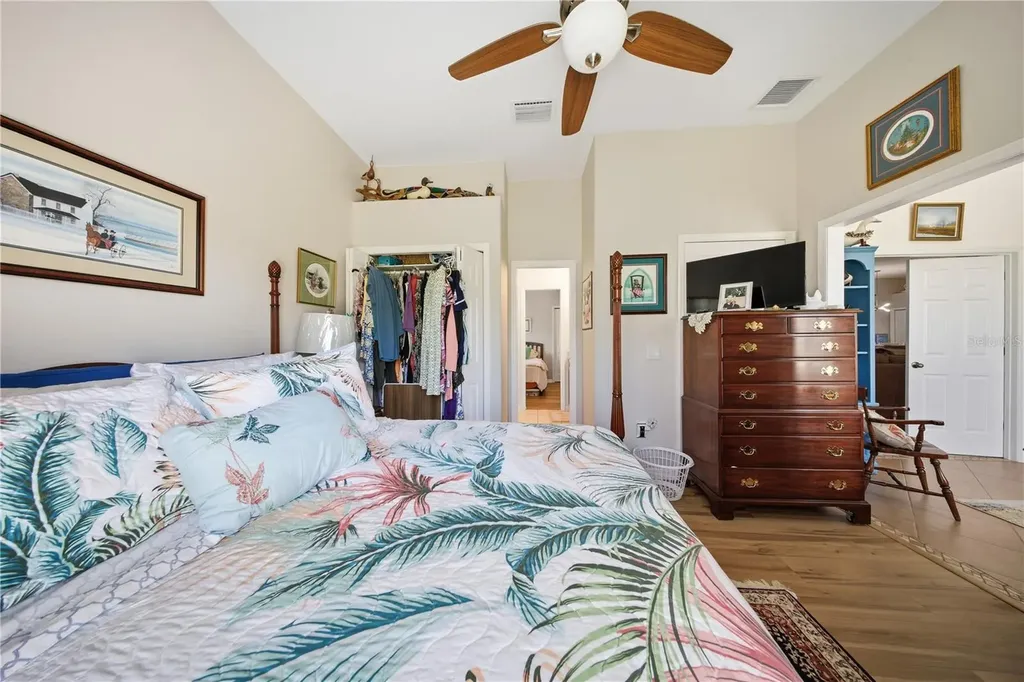 1910 Sir Lancelot Circle St Cloud FL 34772